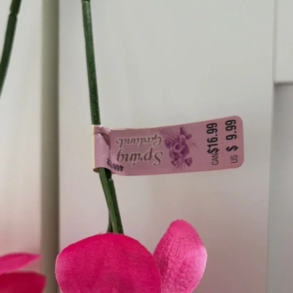 Vibrant Pink Orchid Garland - 2 strands - Picture 2 of 7